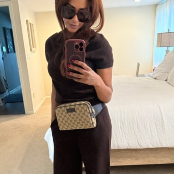 Gucci Beige and Brown Monogram Bag - Picture 6 of 16